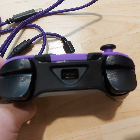 Victrix Gambit XBOX Controller - Picture 6 of 7